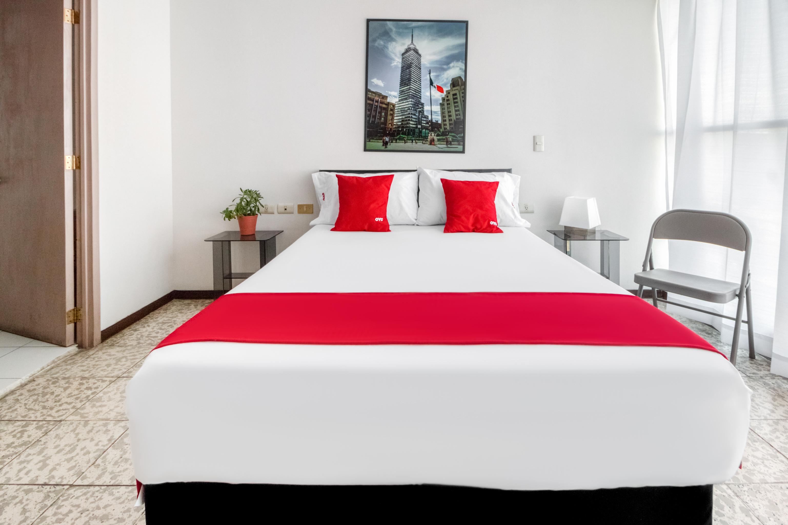 Oyo Del Llanito, Hotel Aguascalientes